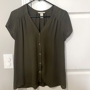 H&M short sleeve blouse - size 4